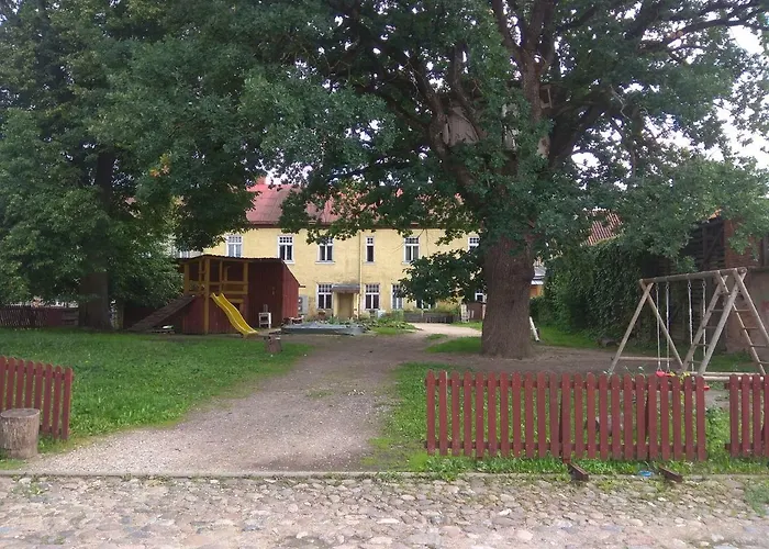 Kirsimaee Maja